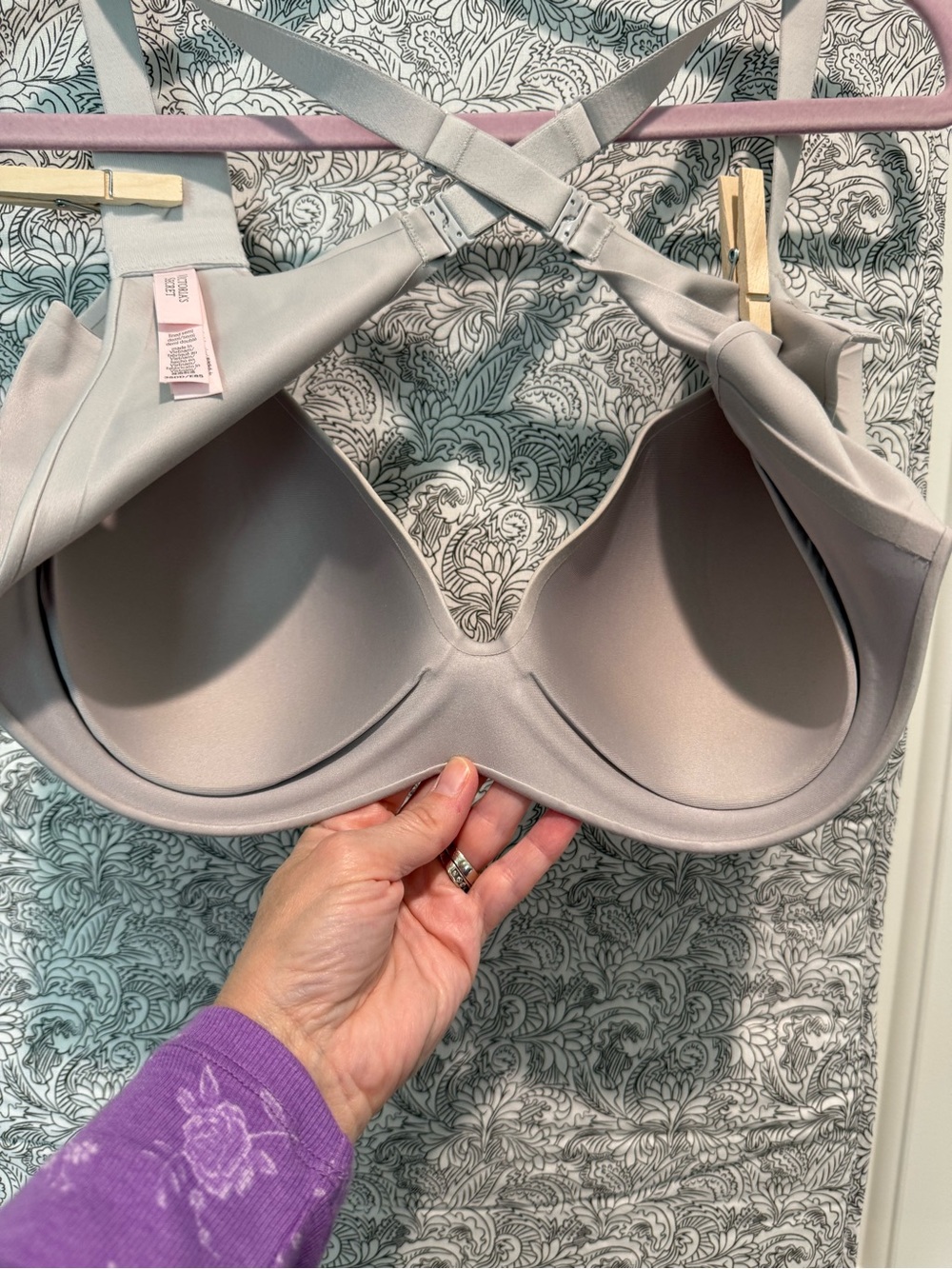 Victoria’s Secret Wireless Lined Semi Demi Bra- Light Gray, 38DD - Picture 2 of 5